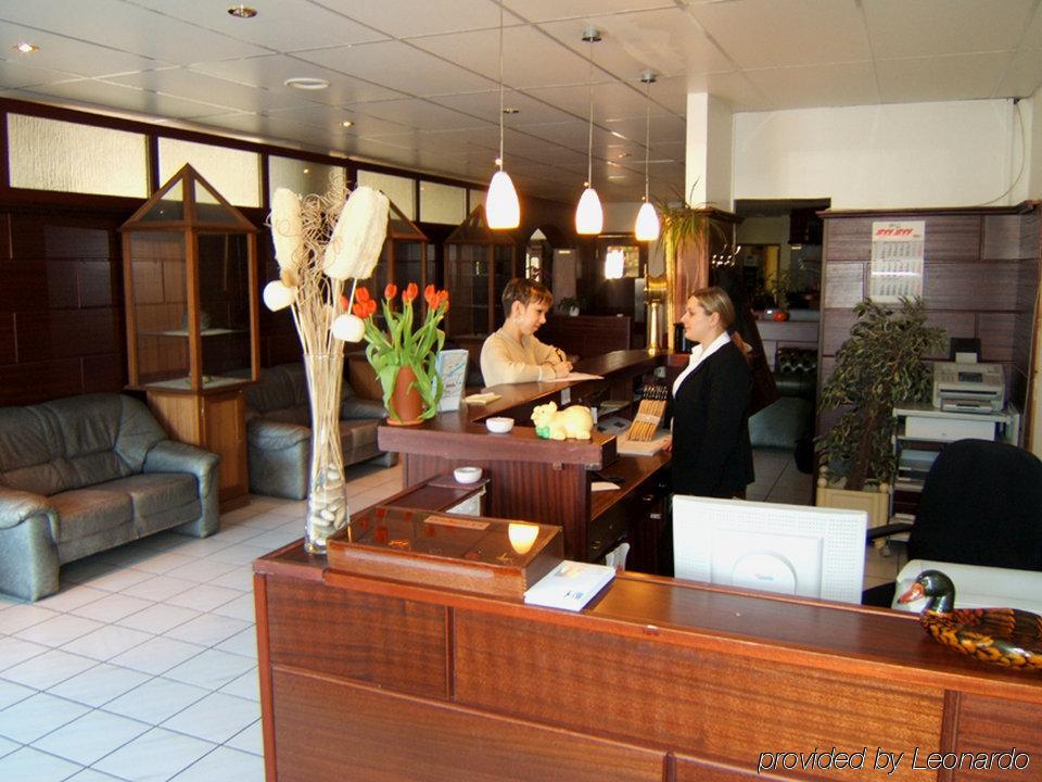 Hotel Rahlstedter Hof Гамбург Екстер'єр фото